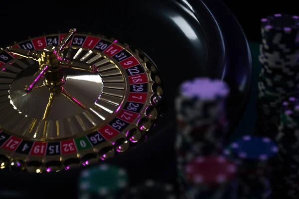 Live blackjack table on gamenative showing dealer, real cards, and player interface